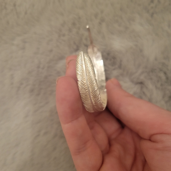 Silver Feather Bracelet - Picture 6 of 7